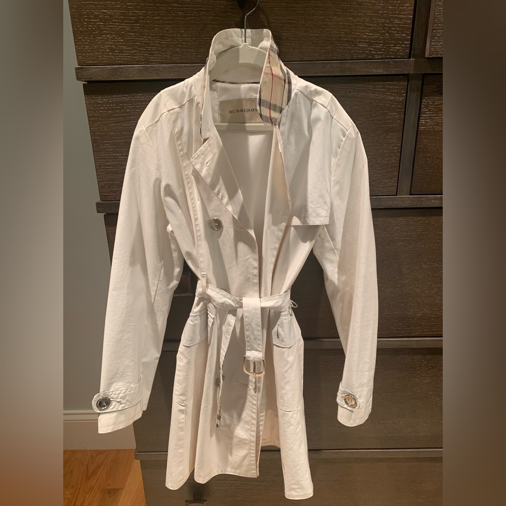 Burberry girls cream trench coat size 10